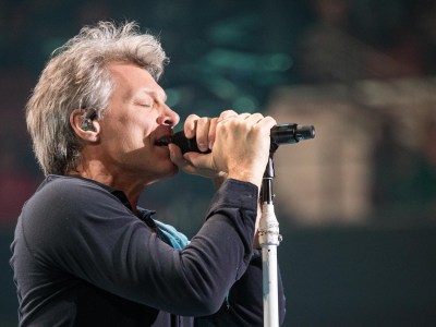 Bon Jovi - Bon Secours Wellness Arena --0906