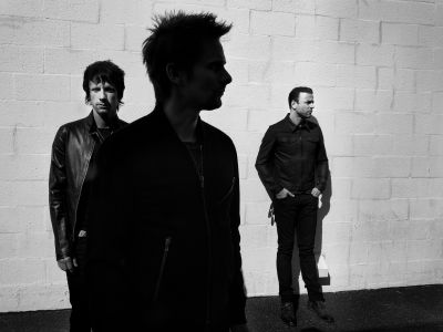 photo-credit-danny-clinch-extralarge_1428002365330